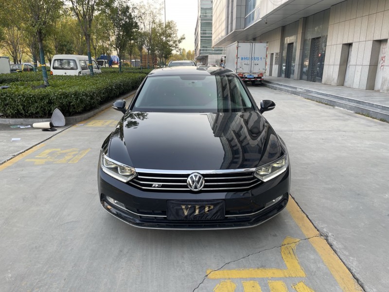 济宁19年大众迈腾1