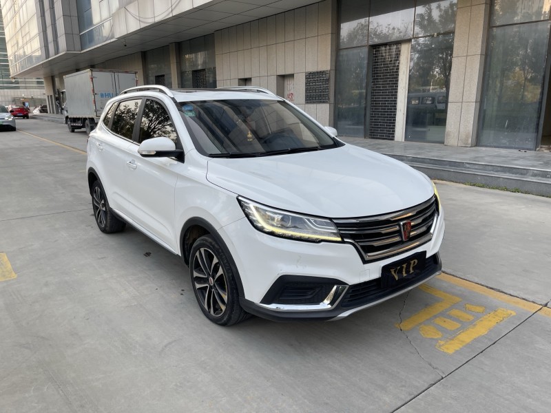 济宁19年荣威RX32