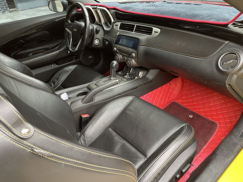 淄博12年雪佛兰科迈罗4