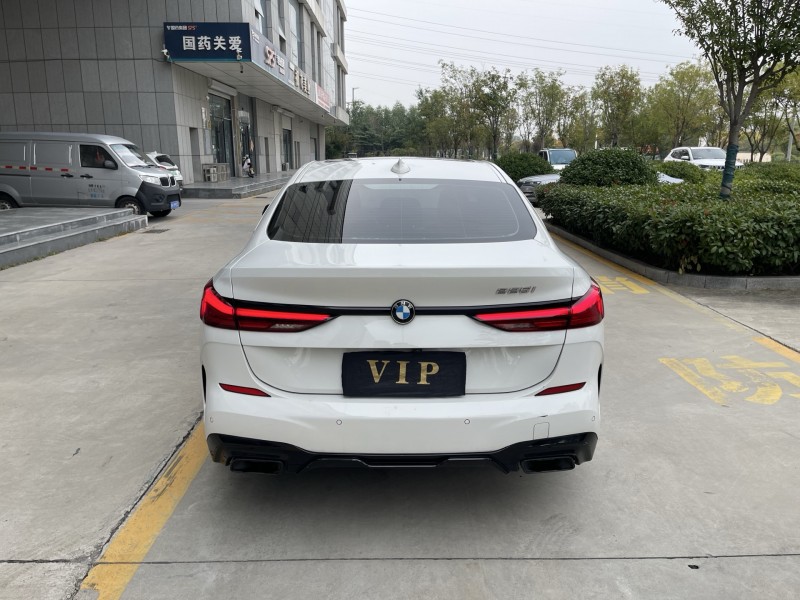 淄博24年宝马2系9