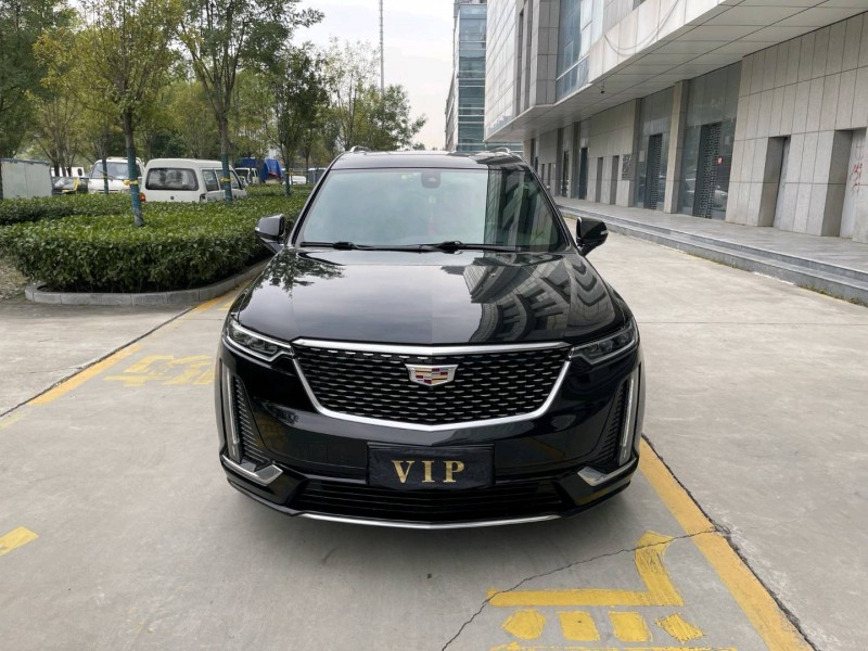 济宁21年凯迪拉克XT61