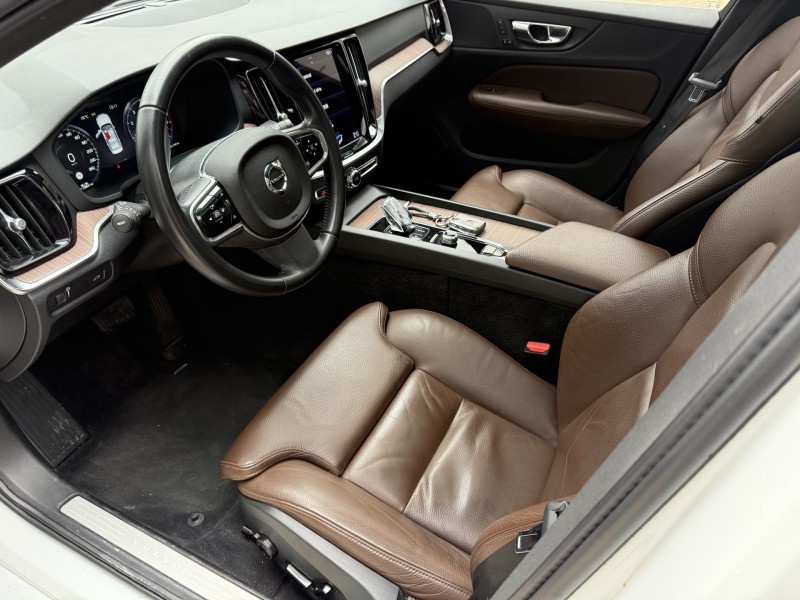 济宁22年沃尔沃S60L7