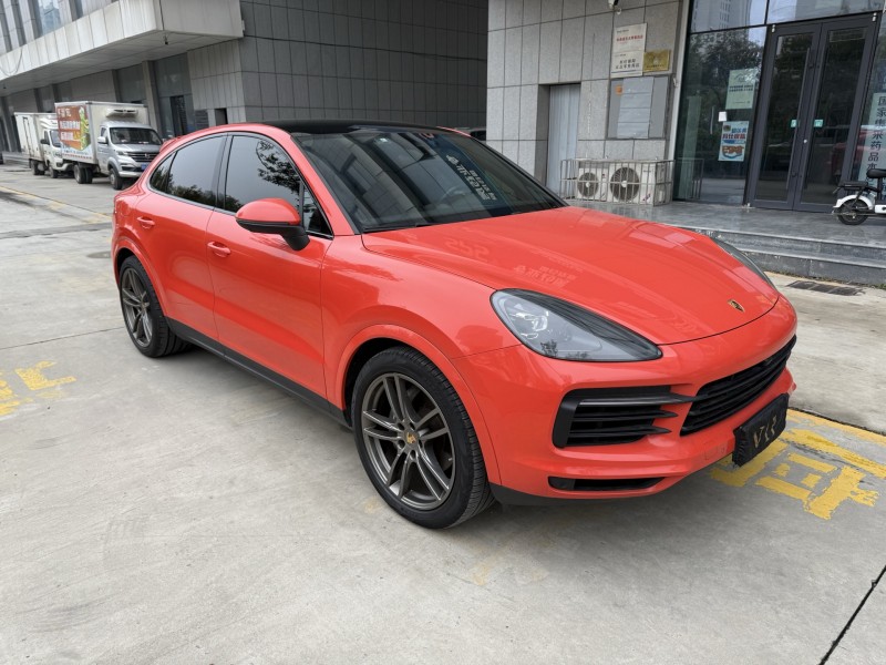 济宁20年保时捷卡宴2