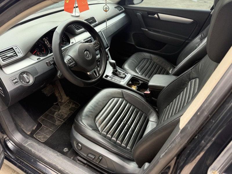 济宁17年大众迈腾6