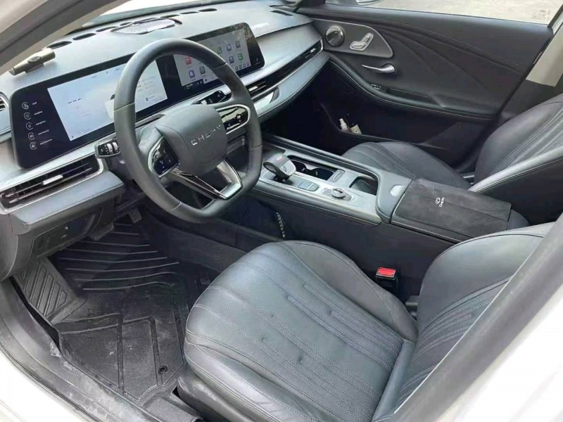 济宁24年奇瑞风云4