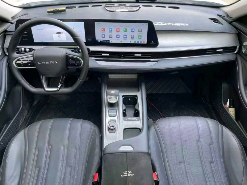 济宁24年奇瑞风云5