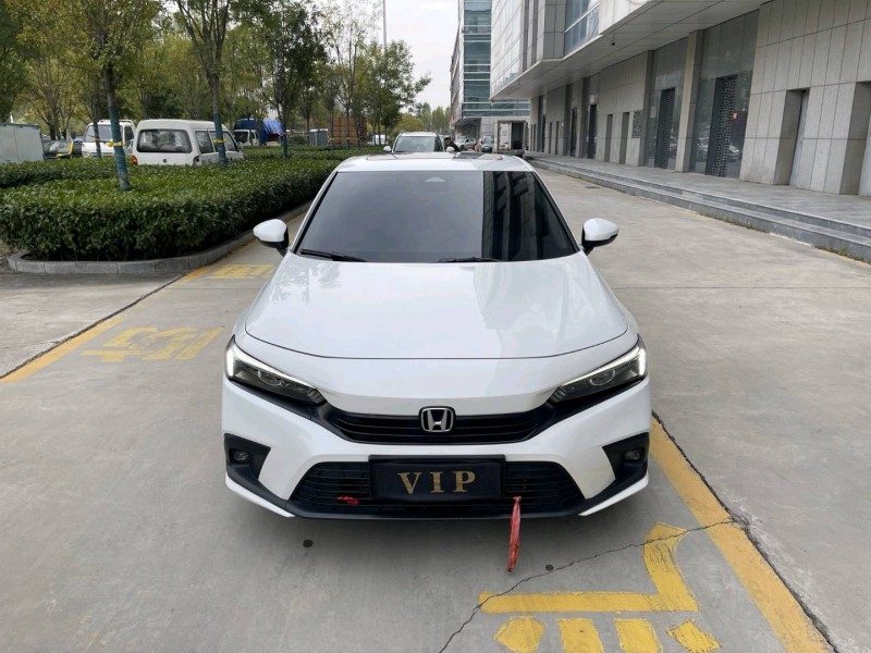 济宁24年本田思域1