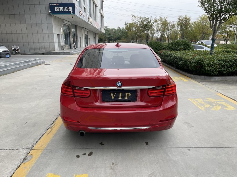 济宁15年宝马3系9
