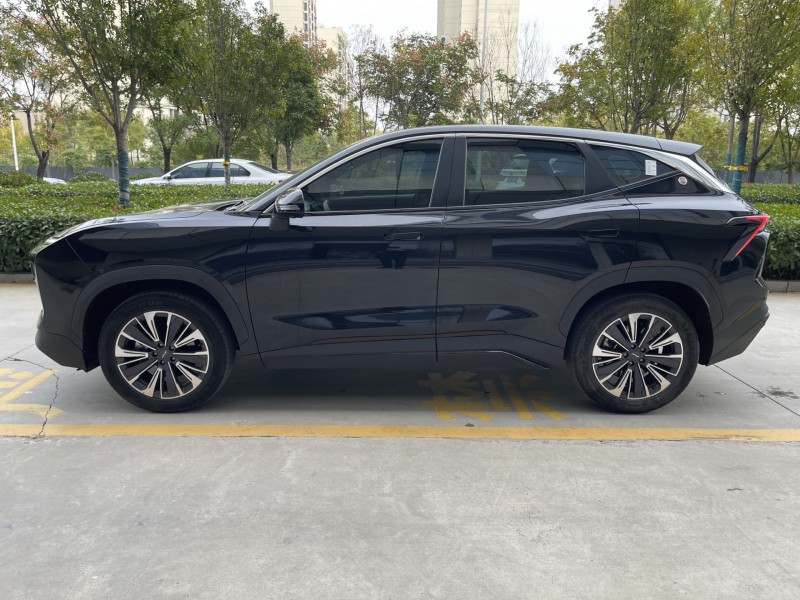 济宁22年奇瑞捷途8