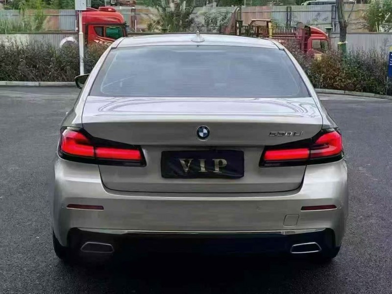 重庆21年宝马5系9