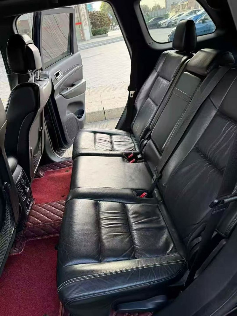 常州16年Jeep大切诺基8