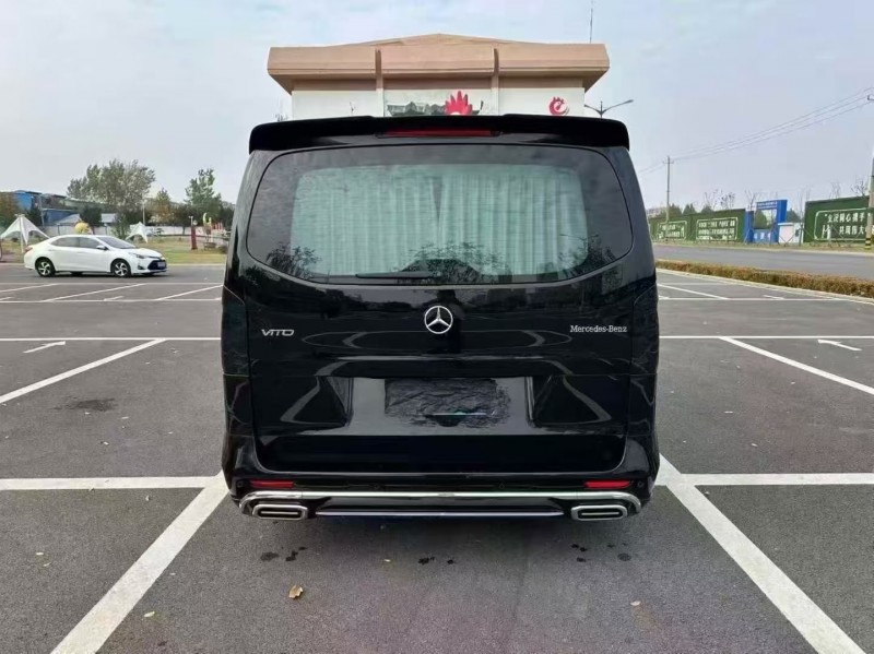 枣庄22年奔驰威霆9