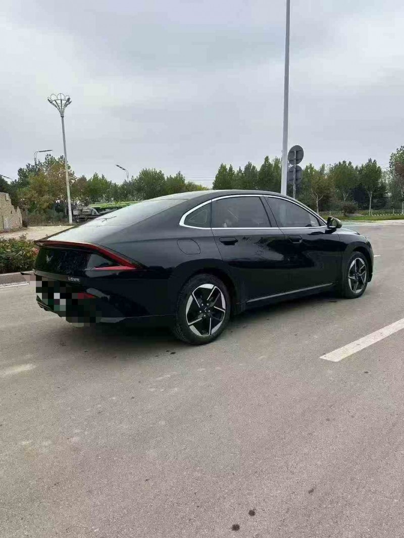 枣庄24年五菱汽车星光9