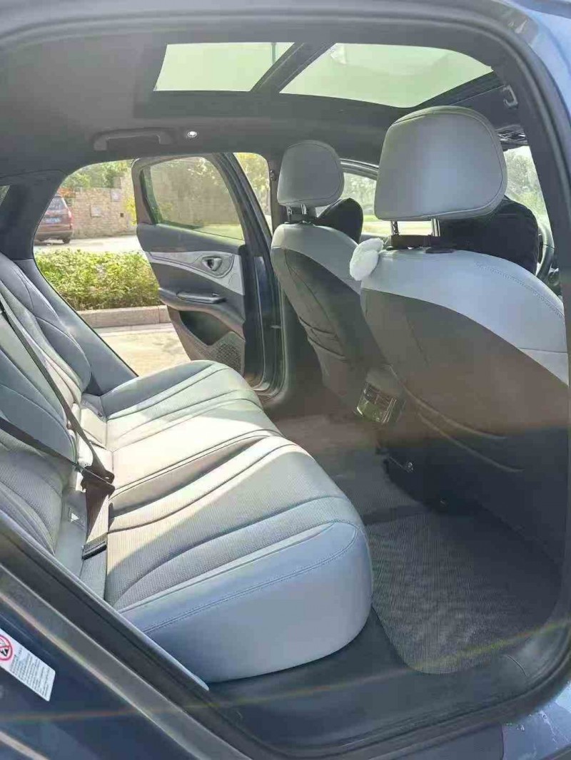 枣庄23年比亚迪海豹5