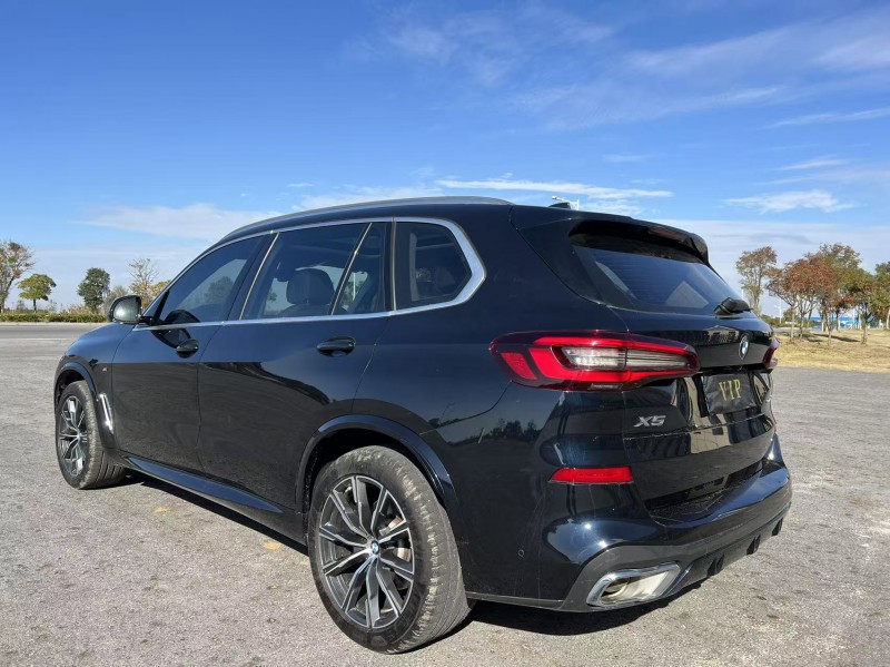 盐城23年宝马X58