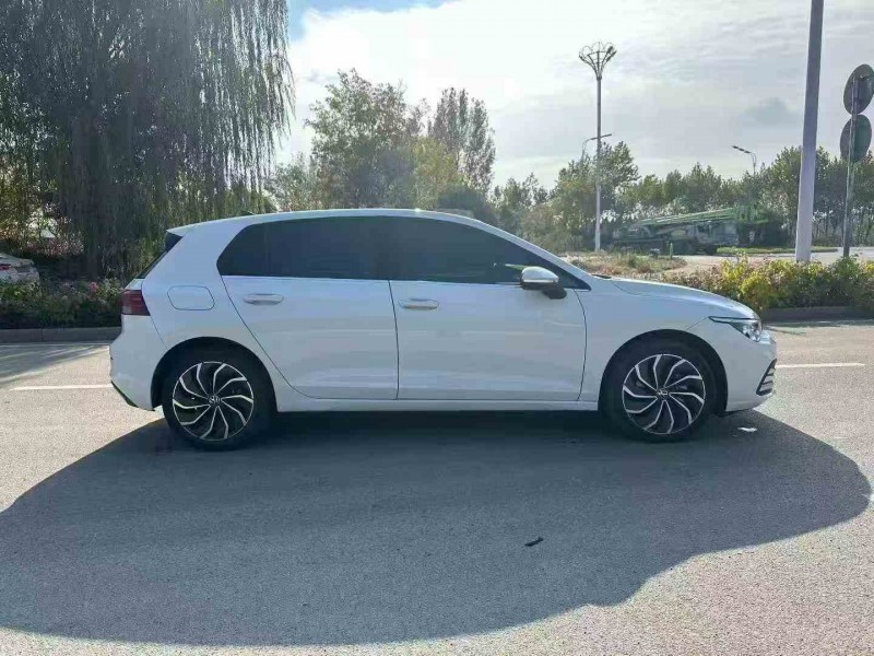 枣庄23年大众高尔夫8