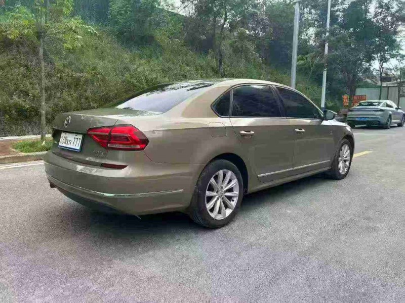 南宁17年大众帕萨特8