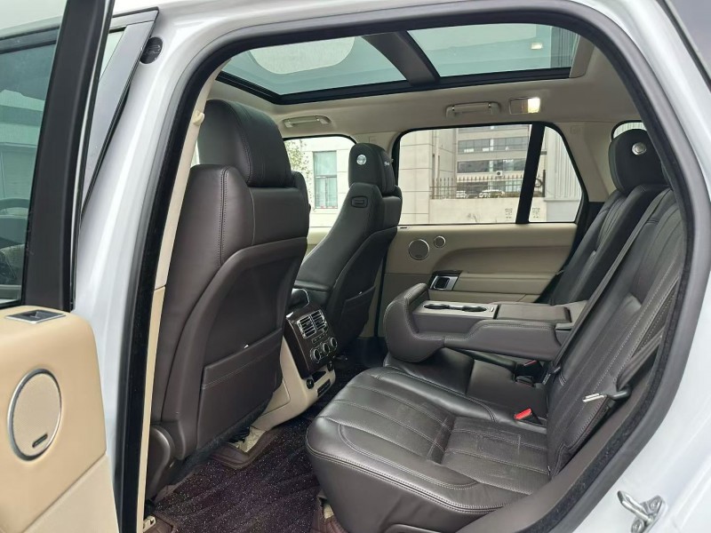 徐州17年路虎揽胜行政4