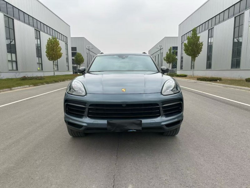 徐州19年保时捷卡宴1