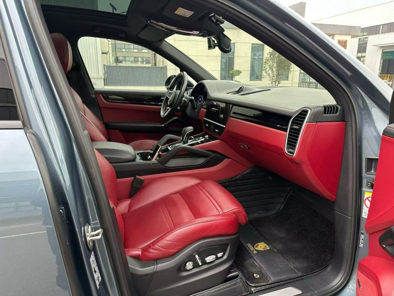 徐州19年保时捷卡宴5