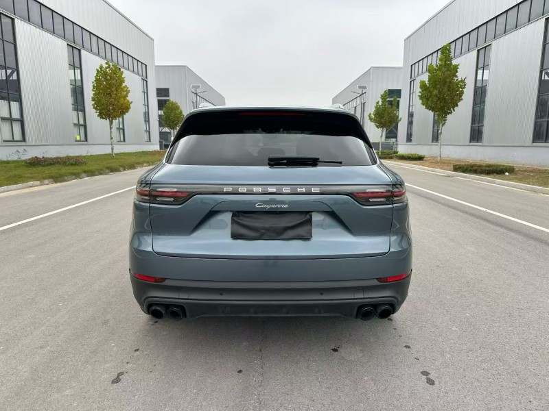 徐州19年保时捷卡宴9