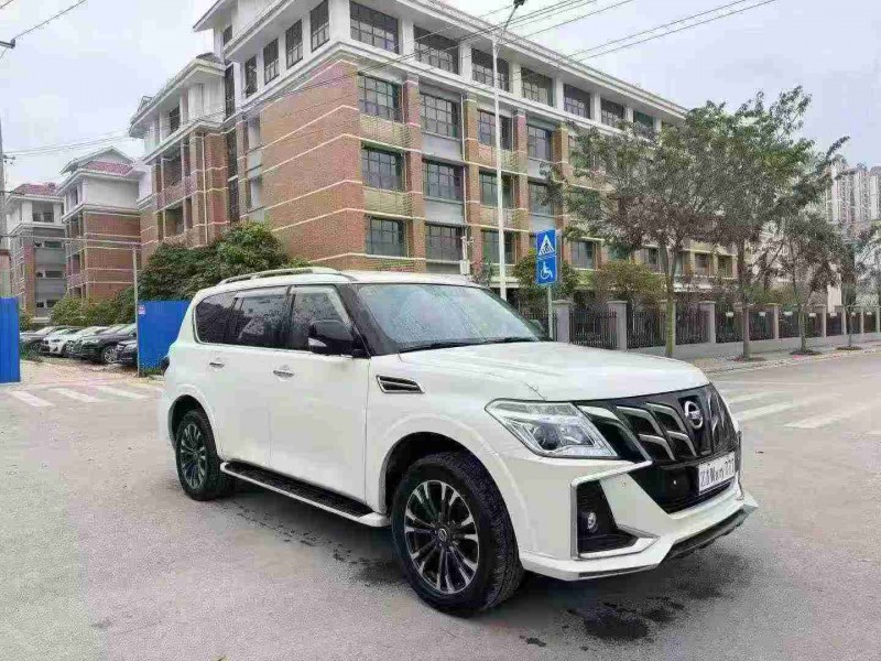 南宁20年日产途乐2