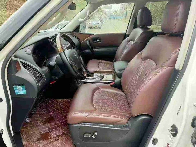 南宁20年日产途乐4