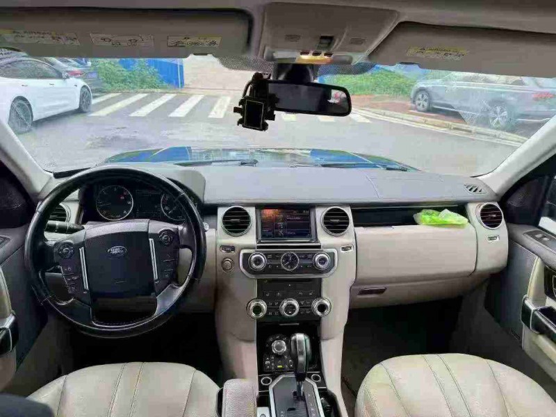 南宁13年路虎发现5