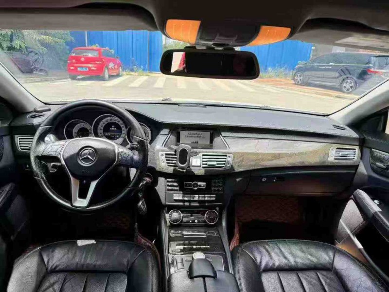 南宁13年奔驰CLS5