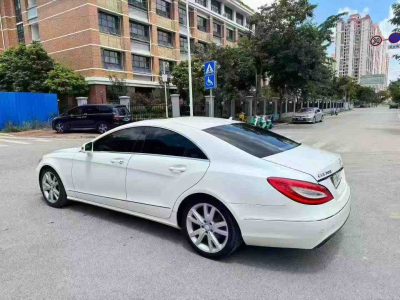 南宁13年奔驰CLS7