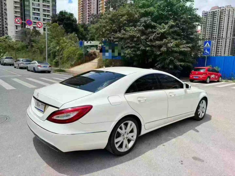 南宁13年奔驰CLS8