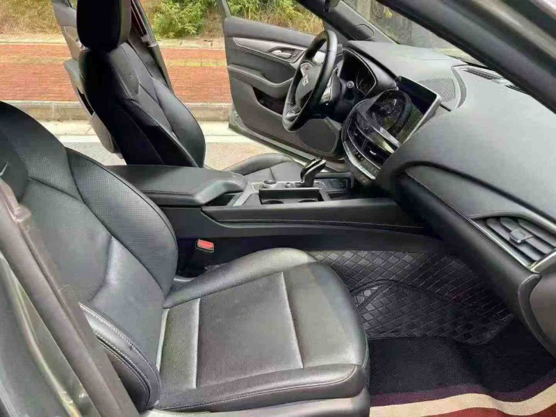 南宁23年凯迪拉克CT54