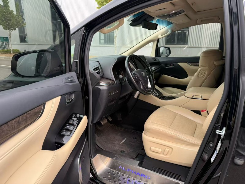 徐州20年丰田埃尔法6