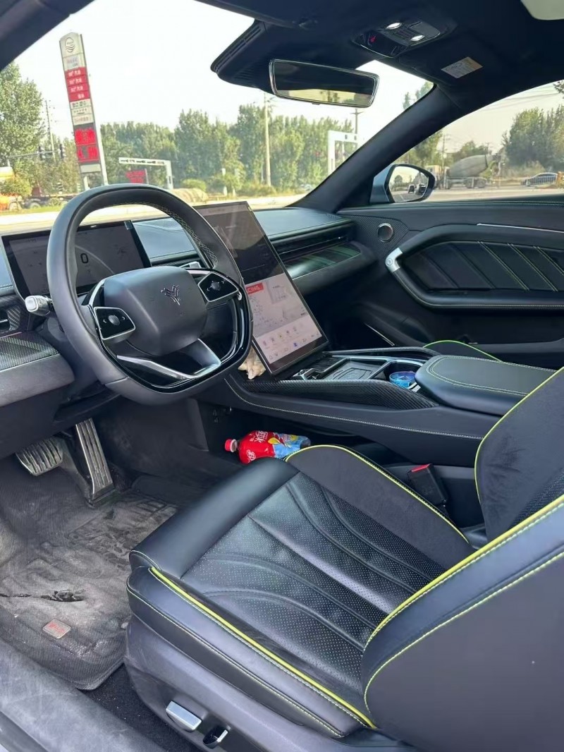 保定24年哪吒GT5