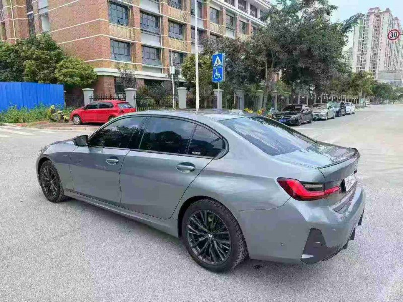 南宁22年宝马3系7
