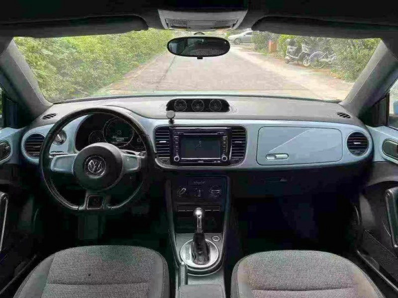 广州14年大众甲壳虫5