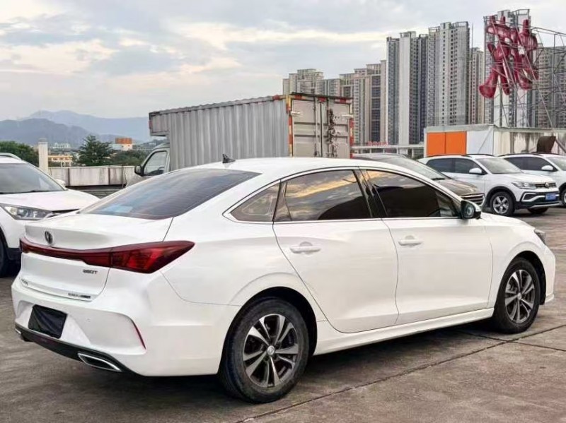 东莞24年长安汽车逸动7