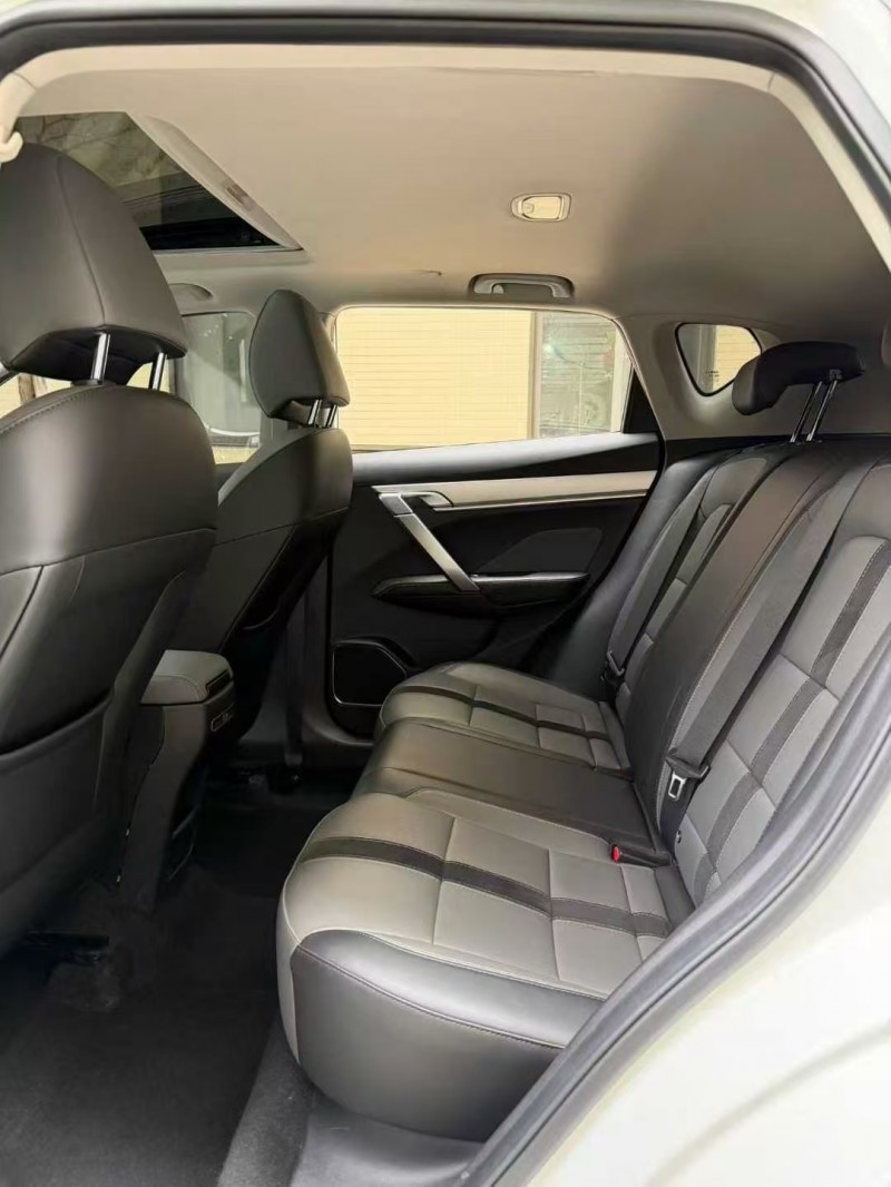 广州24年吉利缤越8