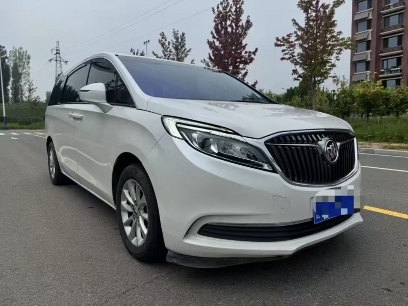 保定19年别克GL82