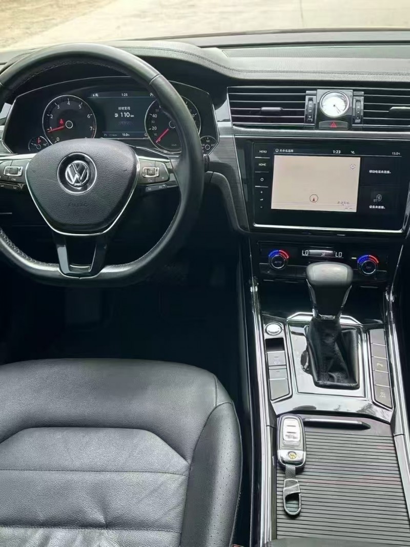 保定19年大众辉昂3