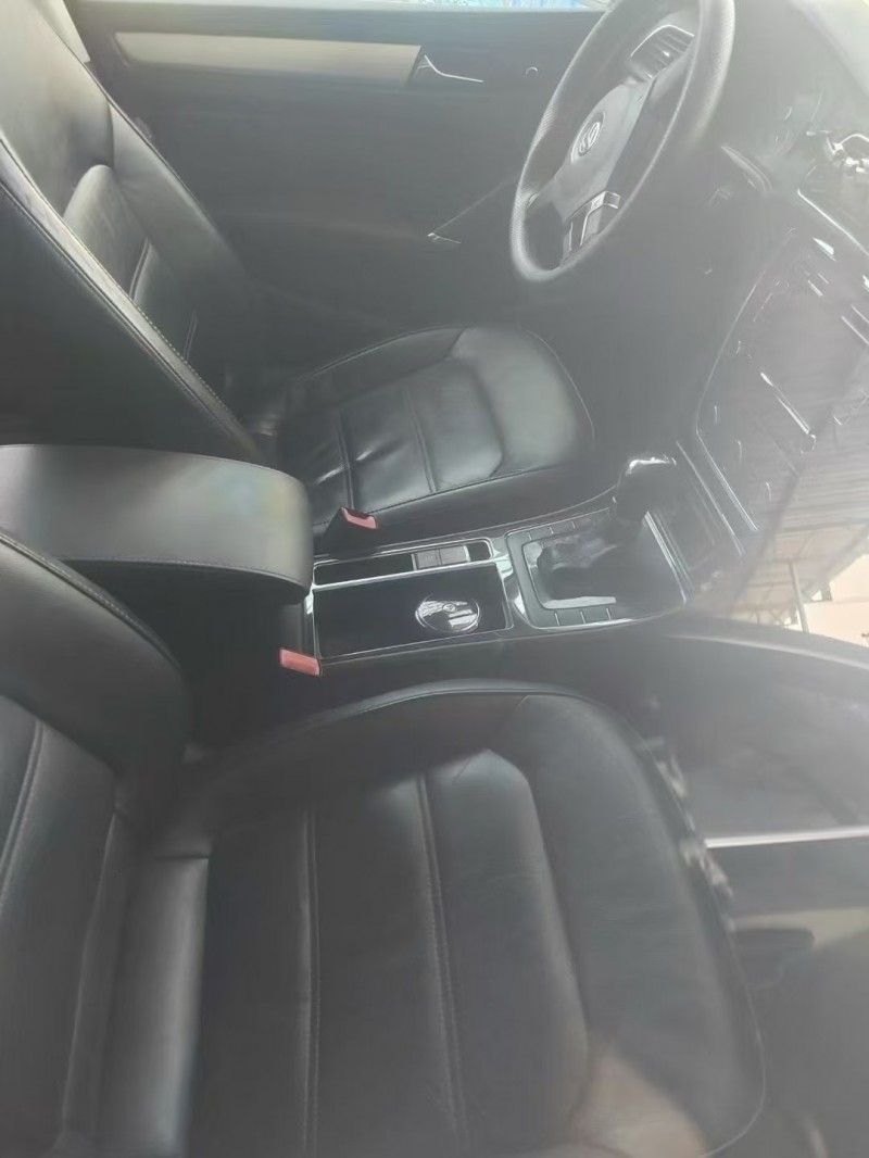 保定19年大众辉昂4