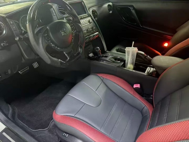 广州13年日产GT-R2