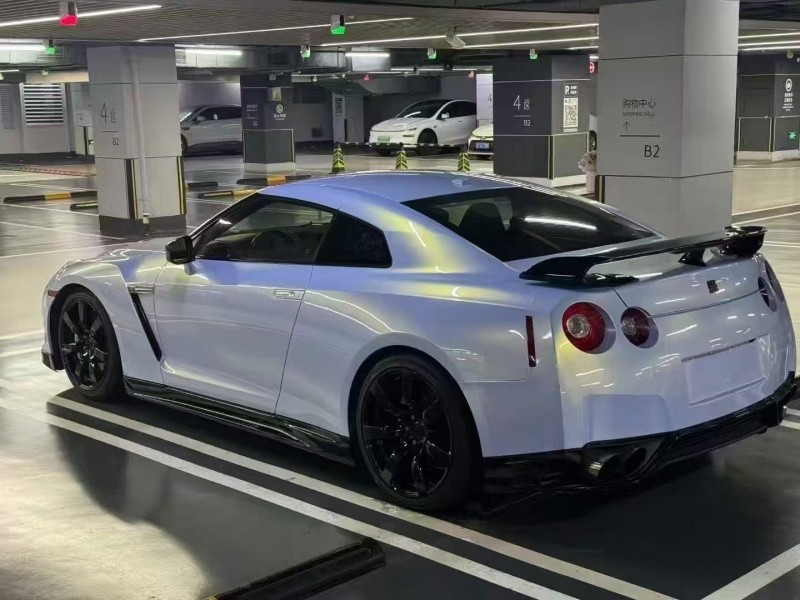 广州13年日产GT-R5