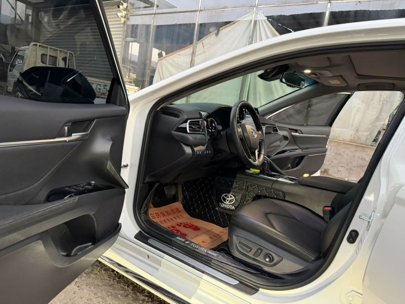 徐州23年丰田凯美瑞4