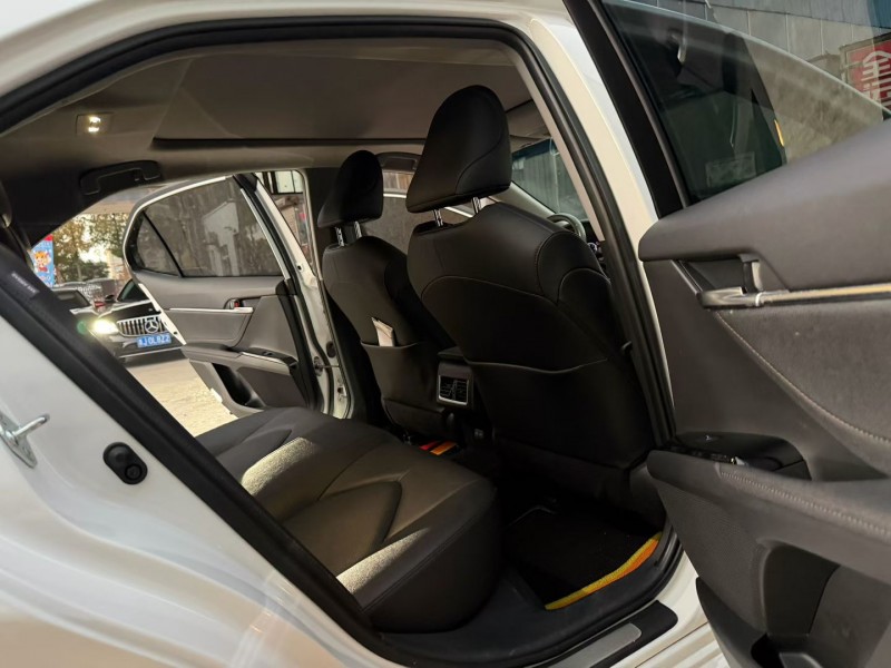 徐州23年丰田凯美瑞7