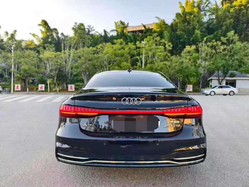 临沧24年奥迪A7L9