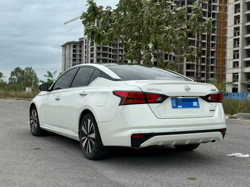 广州22年日产天籁3