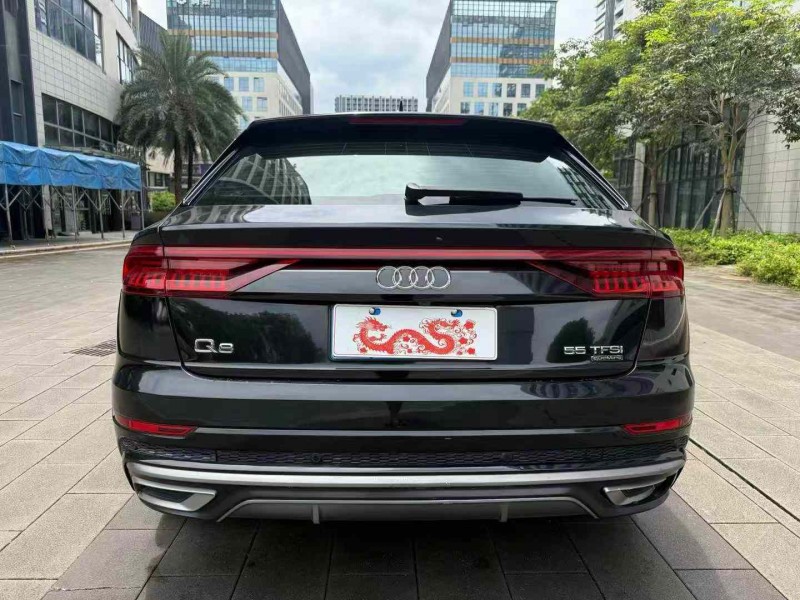 佛山20年奥迪Q89