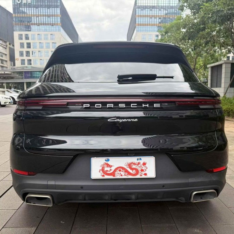 佛山23年保时捷卡宴9