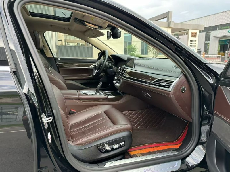 徐州20年宝马7系5